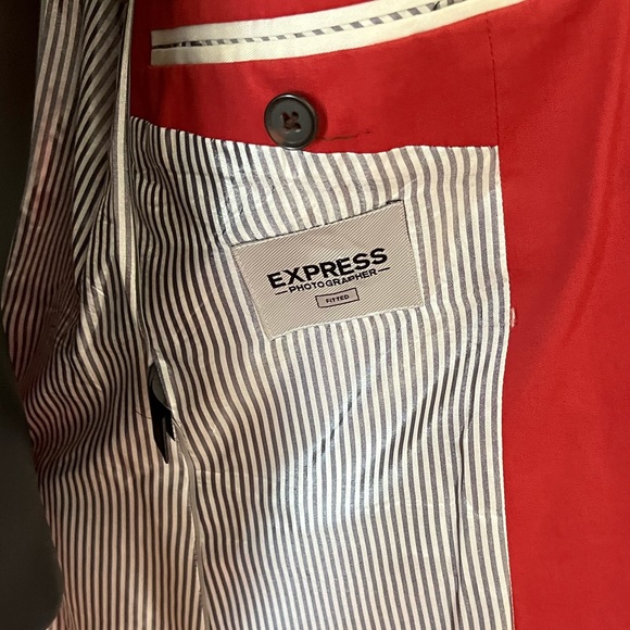 Express Blazer SZ. 40R - Picture 4 of 5